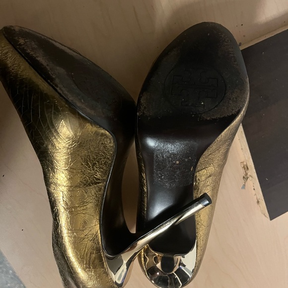 Tory Burch Bronze Crackle Leather Platform Pumps Heels Leather 4 1/4” 9 Jenna - Picture 5 of 6